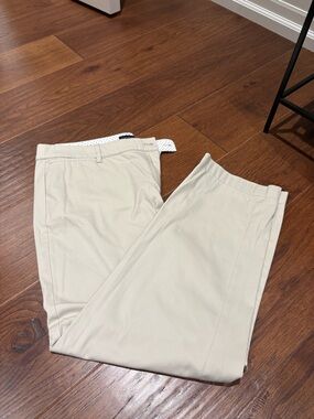 Talbots Light Beige Ankle-Length Cropped Pants